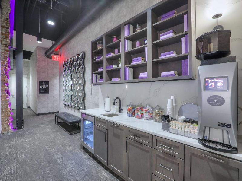 Studio 154 Luxury Hotel