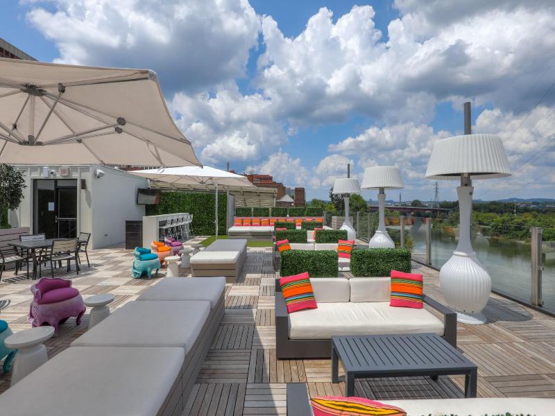 Studio 154 Luxury Hotel
