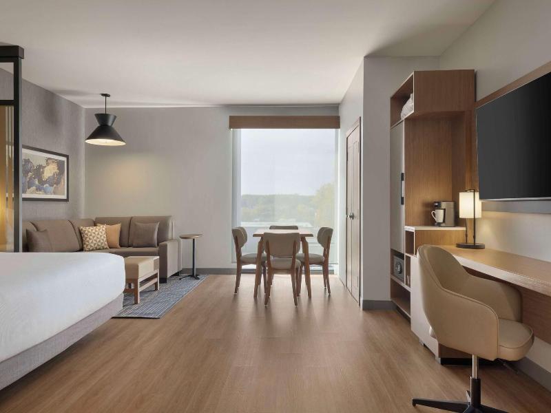 Hyatt Place Windsor image