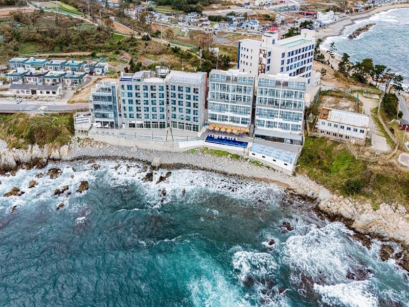 Elafonisi Hotel image
