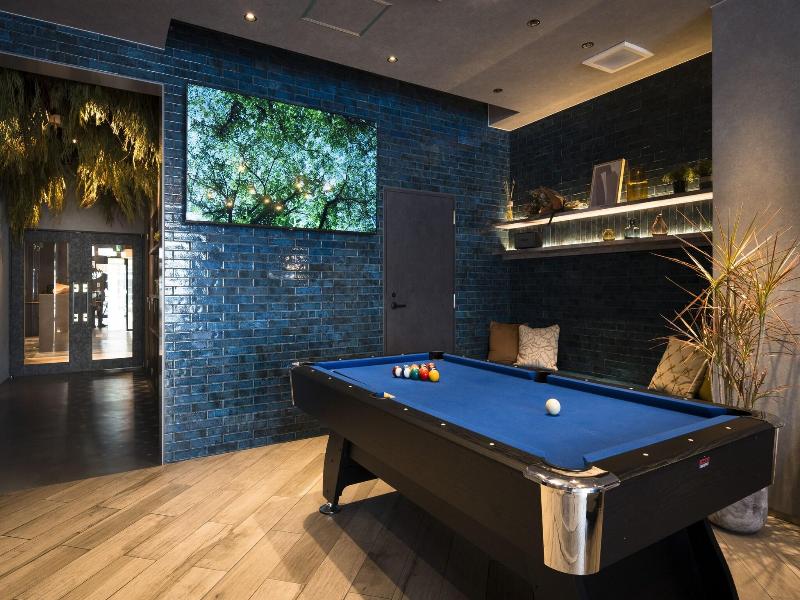 R Hotel Namba South image