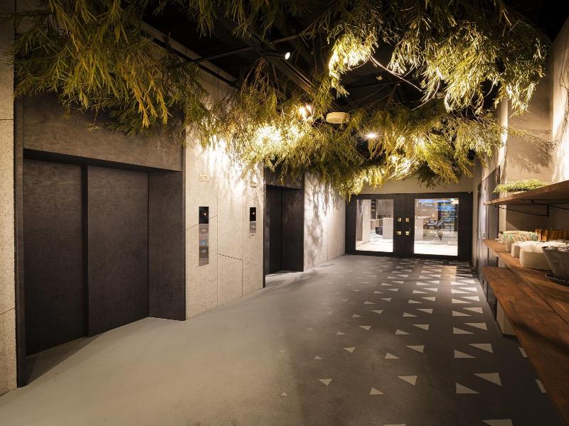 R Hotel Namba South image