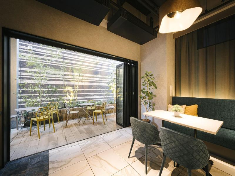 R Hotel Namba South image