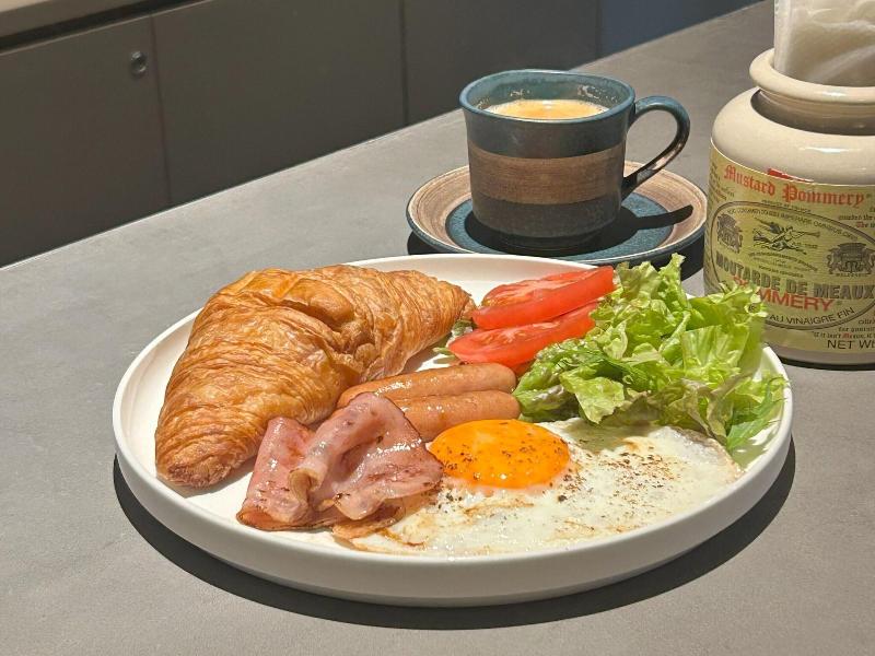 R Hotel Namba South image