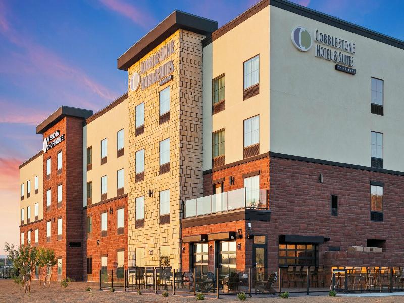 Cobblestone Hotel & Suites - Wickenburg