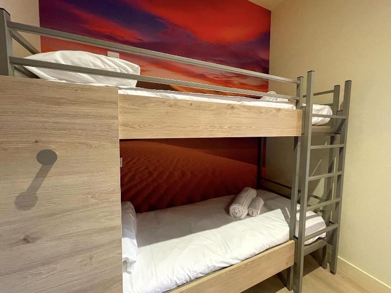 Hex Wildlife Hotel image