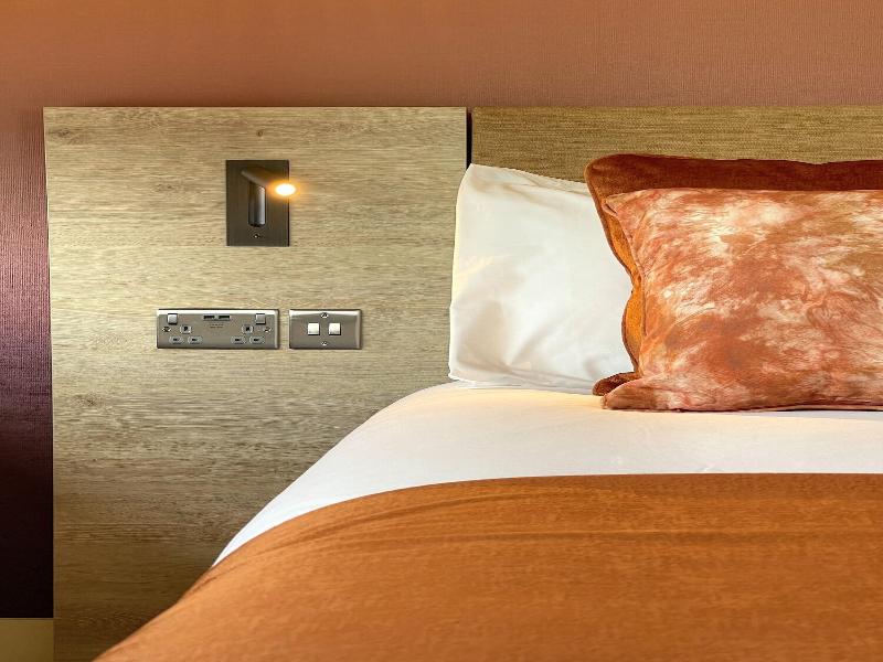 Hex Wildlife Hotel image