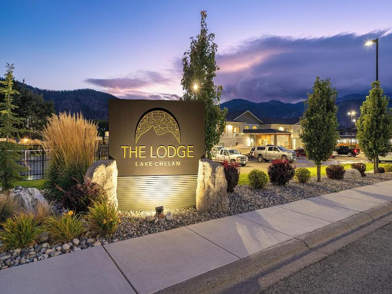 The Lodge Lake Chelan — general view
