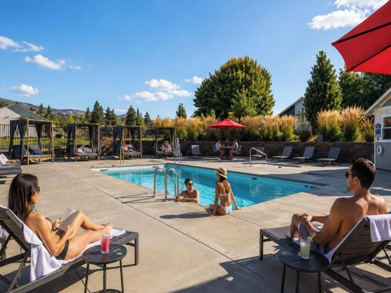 The Lodge Lake Chelan image