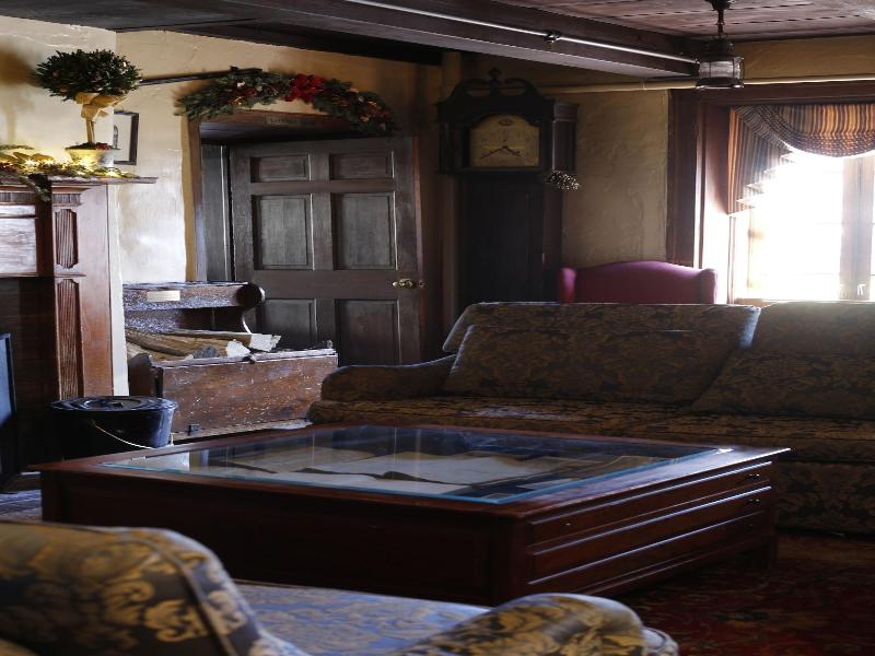 Beekman Arms And Delamater Inn image