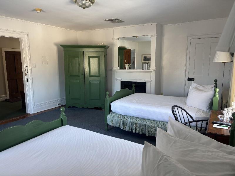 Beekman Arms And Delamater Inn image