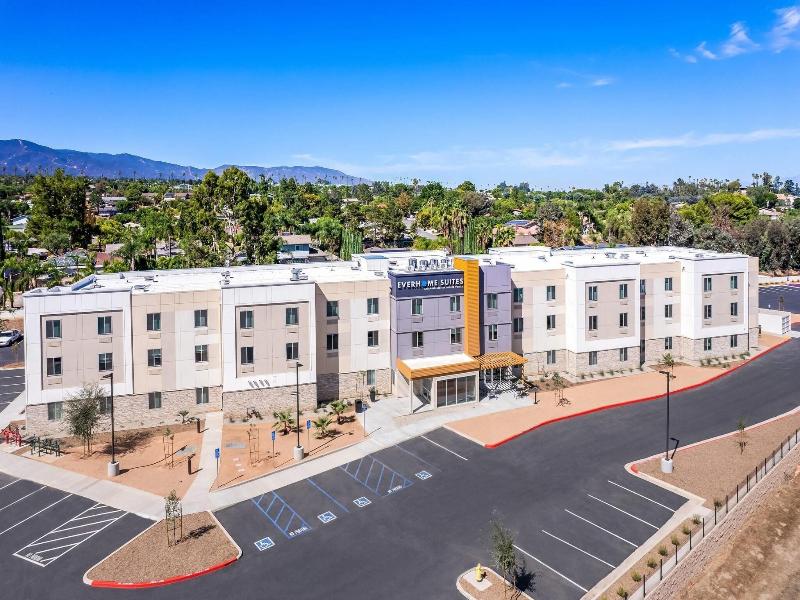 Everhome Suites Corona image