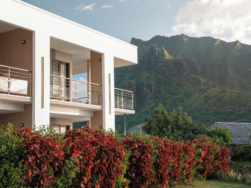 Cook's Bay Hotel And Suites image