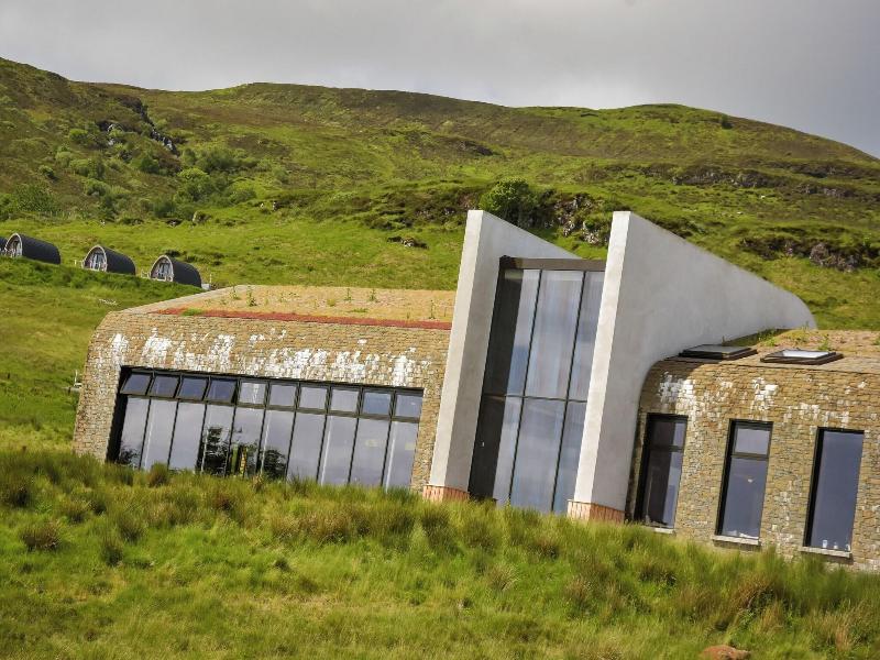 Bracken Hide Hotel image