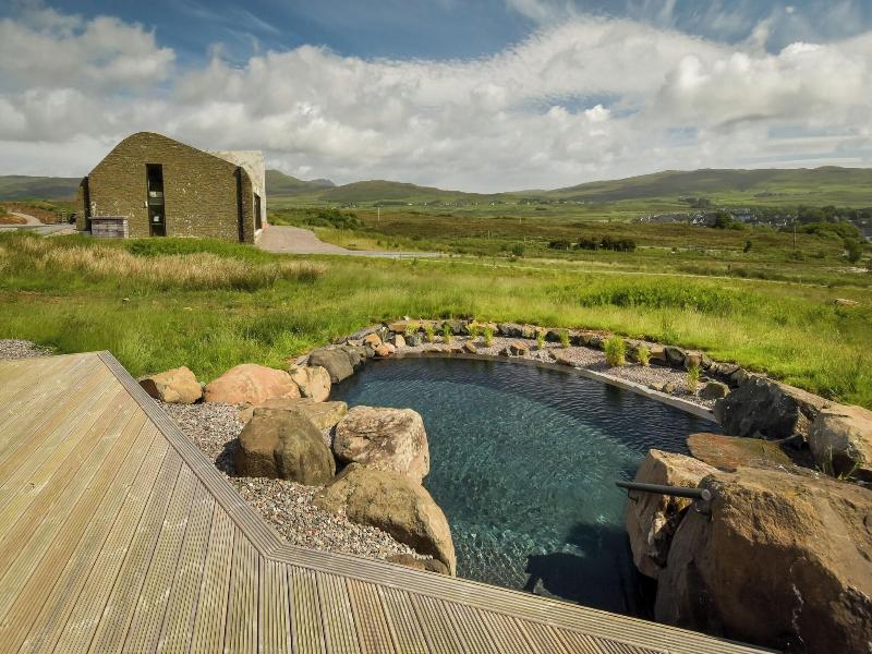 Bracken Hide Hotel image