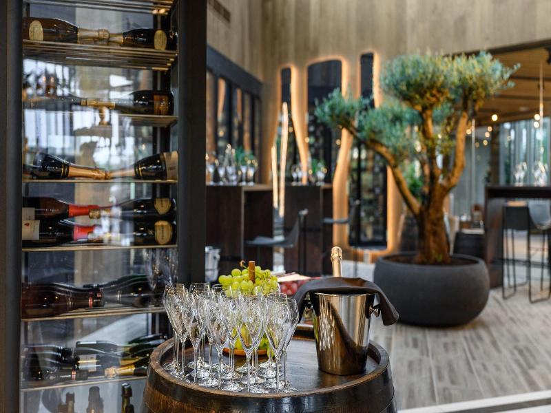 Hotel Vinifera Wine & Spa image