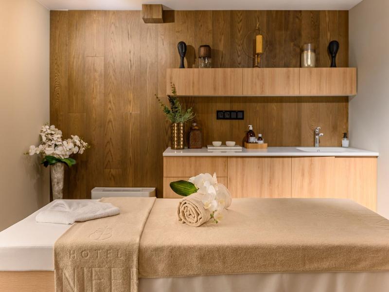 Hotel Vinifera Wine & Spa image