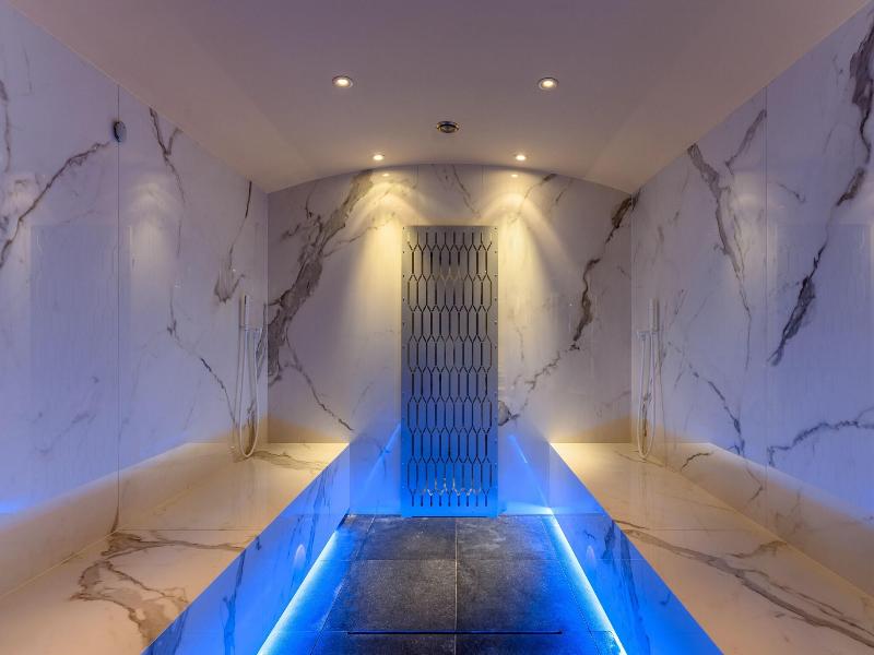Hotel Vinifera Wine & Spa image