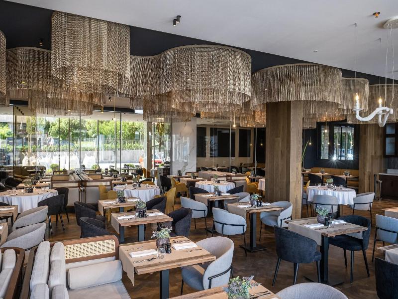 Hotel Vinifera Wine & Spa image