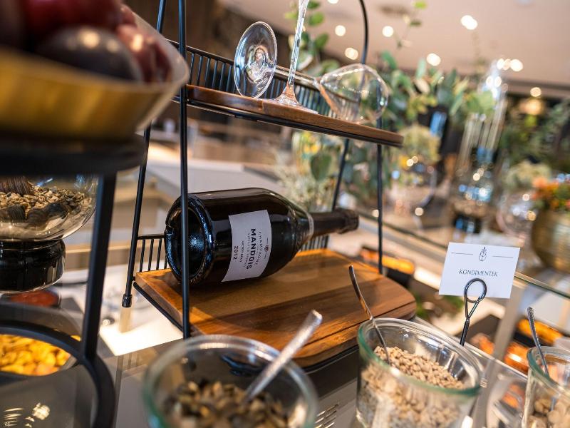 Hotel Vinifera Wine & Spa image