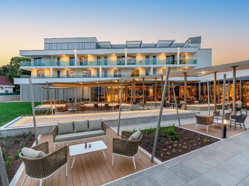 Hotel Vinifera Wine & Spa image