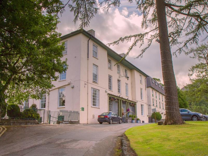 The Royal Victoria Hotel image