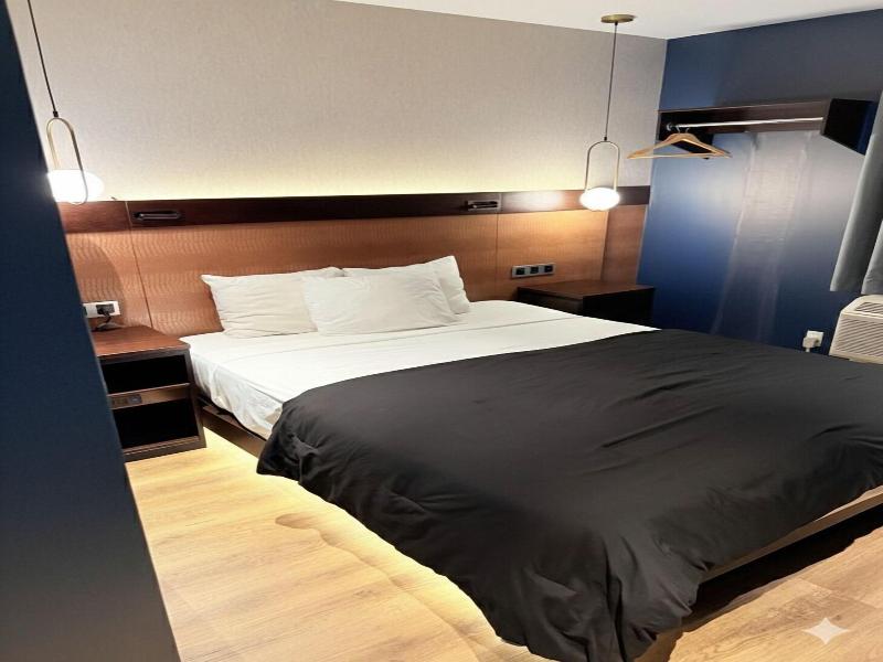 Hotel Mirage Brooklyn image