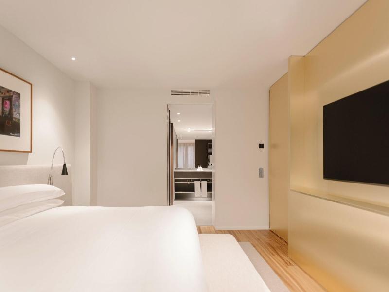 Boho Budapest, Small Luxury Hotels image
