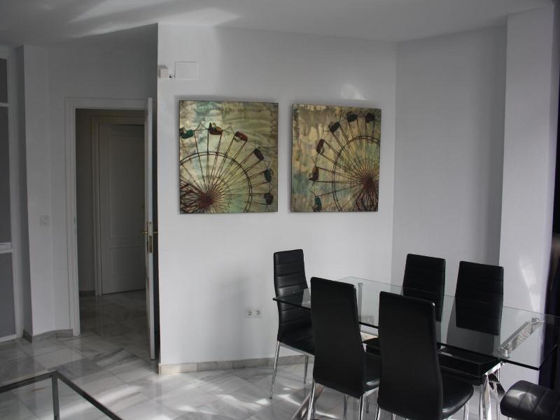 Apartamentos Avenida image