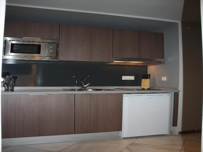 Apartamentos Avenida image