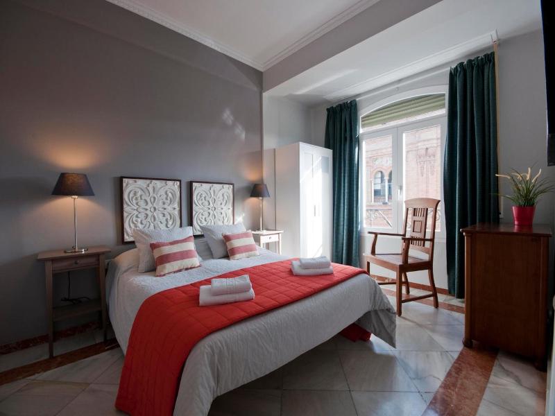 Apartamentos Avenida image
