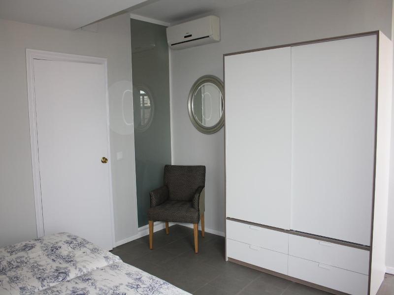 Apartamentos Avenida image