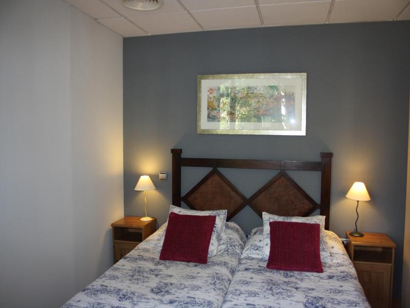 Apartamentos Avenida image