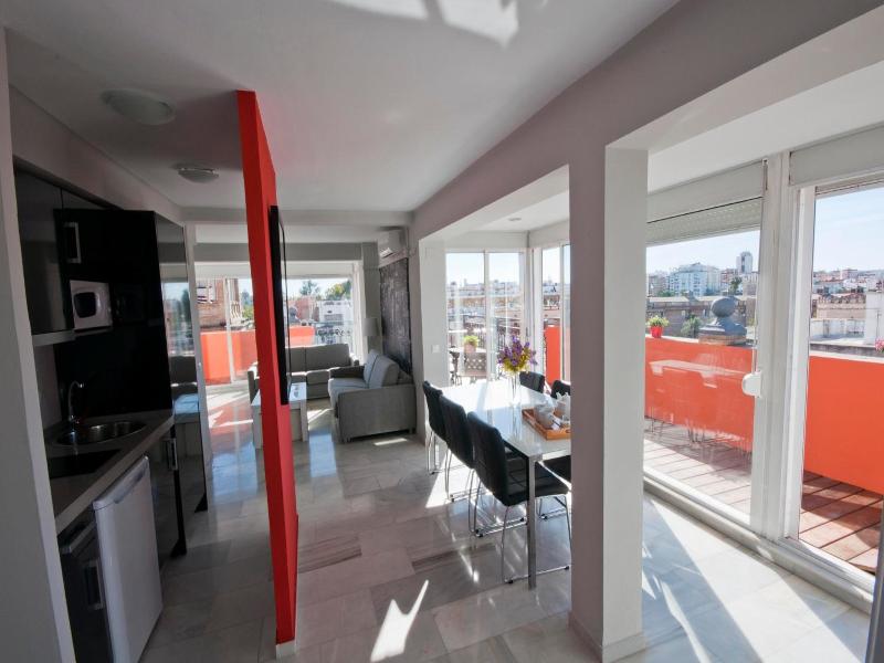 Apartamentos Avenida image