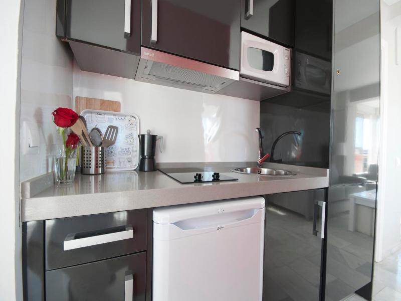 Apartamentos Avenida image
