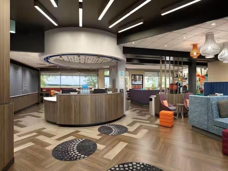Tru By Hilton Middleburg Heights Cleveland Airport image
