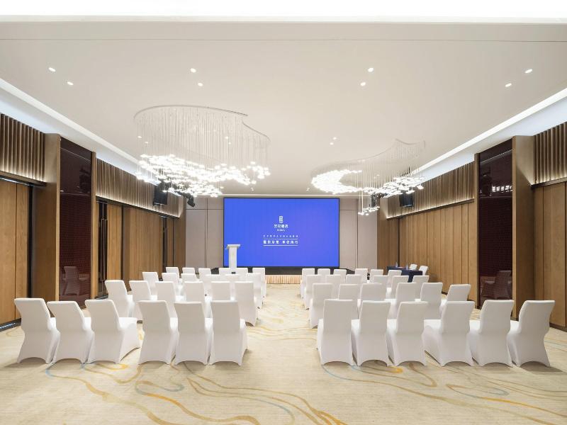 Imperial Traders Elong Hotel image