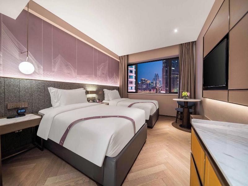 Imperial Traders Elong Hotel image
