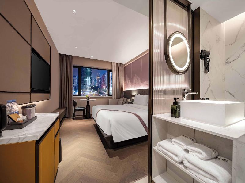 Imperial Traders Elong Hotel image