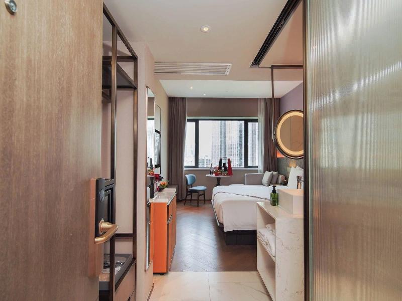 Imperial Traders Elong Hotel image