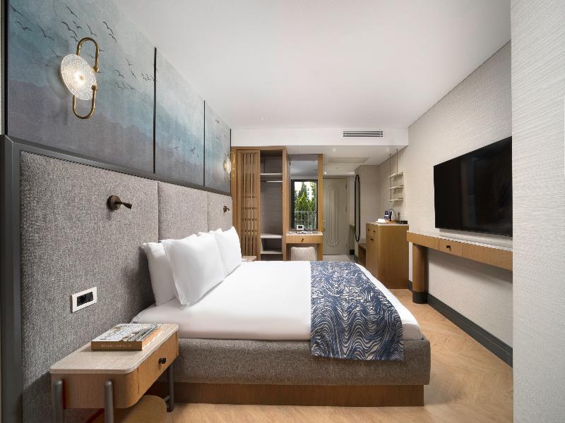 Bentley Hotel Old City image