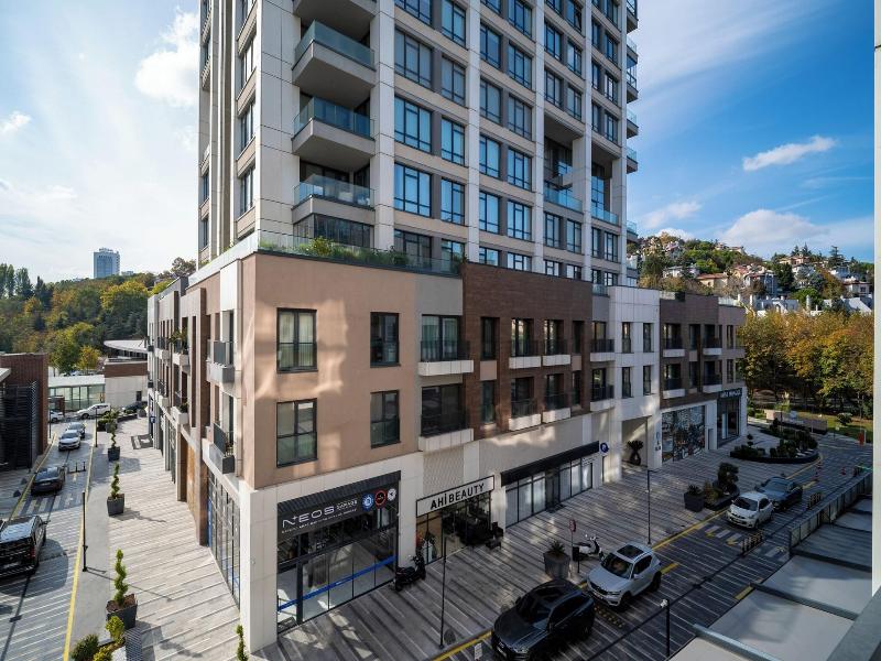 Rusel Park Residence image