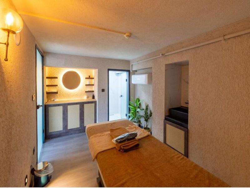 Rusel Park Residence image