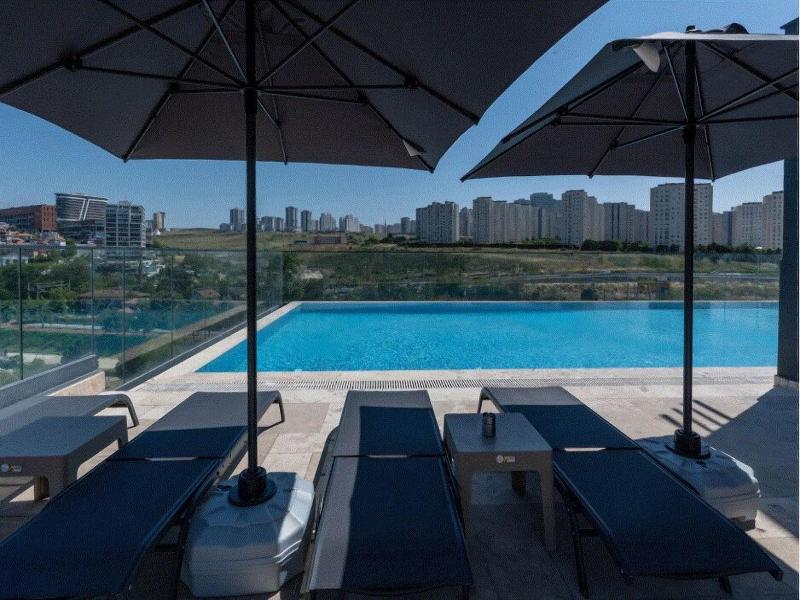 Rusel Park Residence image