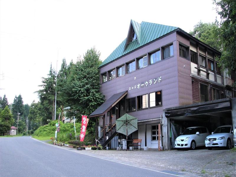 Lodge Oakland image