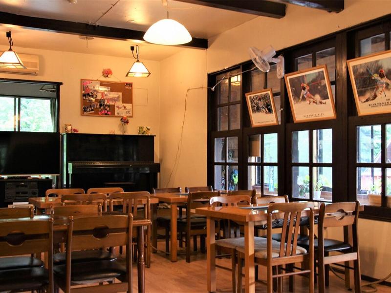 Lodge Oakland image