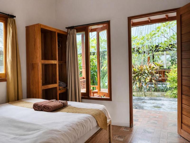 Cici Bungalow Senggigi image