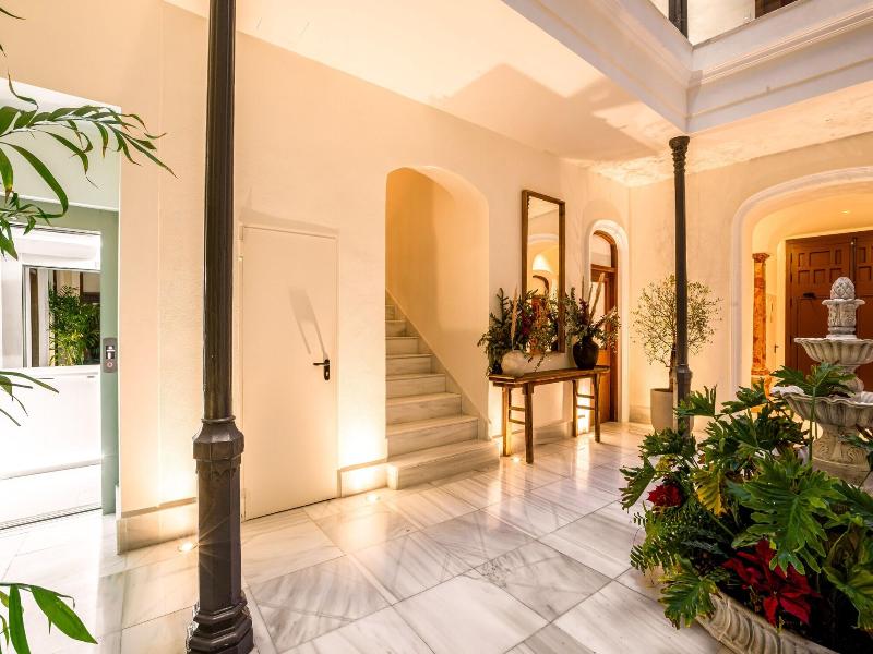 Coeo Fresca Roof Garden Signature Apartments image