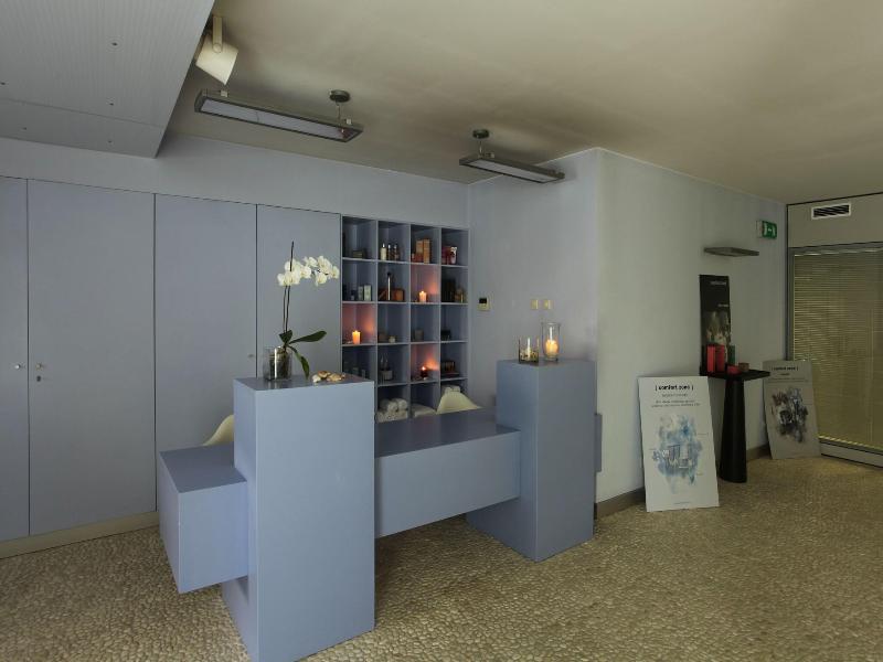 Marina Club Suite Hotel image