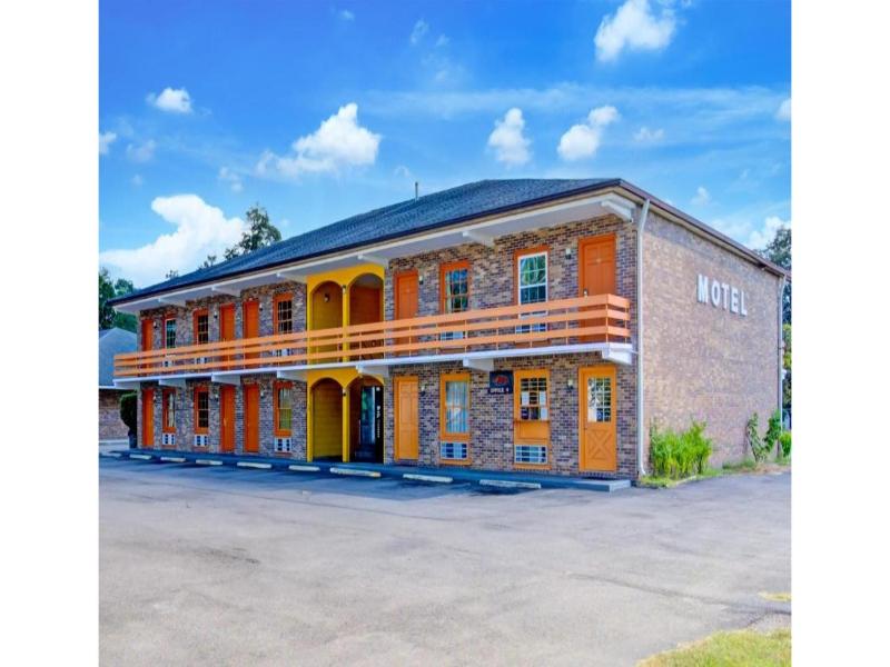 Hotel O Deluxe Inn Kingstree SC HWY 52